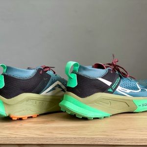 NIKE Zegama Trail Shoes
